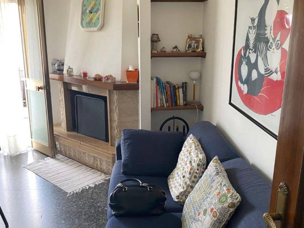 Appartamento a Montemurlo in Via Raffaele Scarpettini - Foto 2