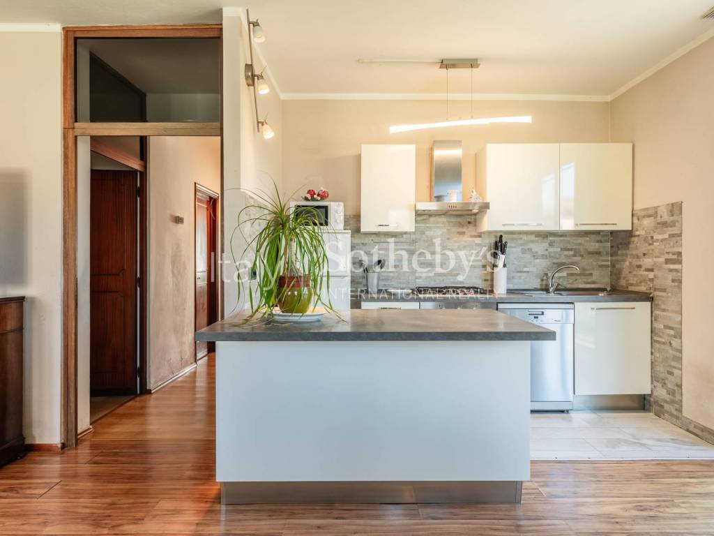 Villa a Barga in Via Pietro Groppi - Foto 4