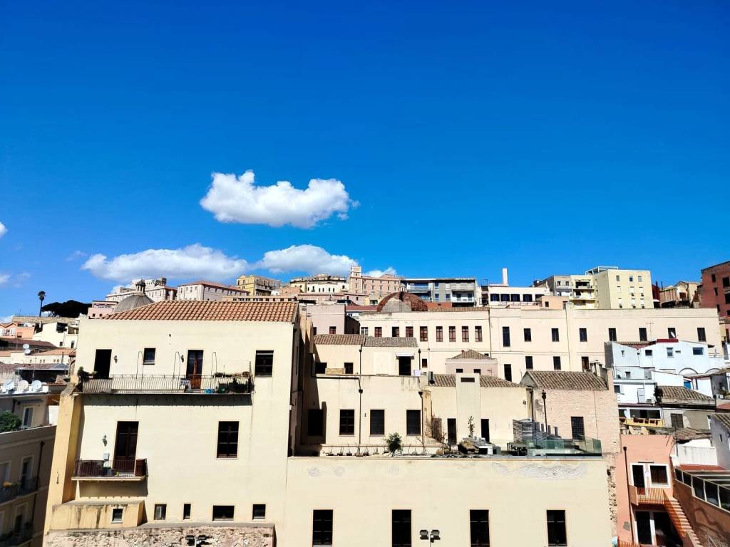Appartamento a Cagliari in Piazza Sant' Eulalia - Foto 2