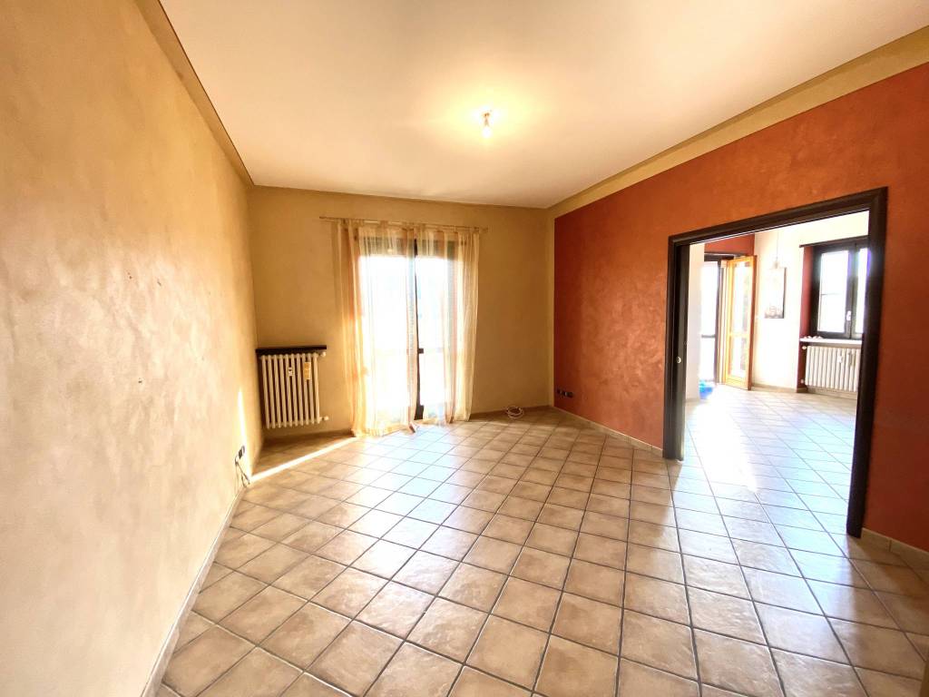 Appartamento a Monticello d'alba in Via Stazione - Foto 3