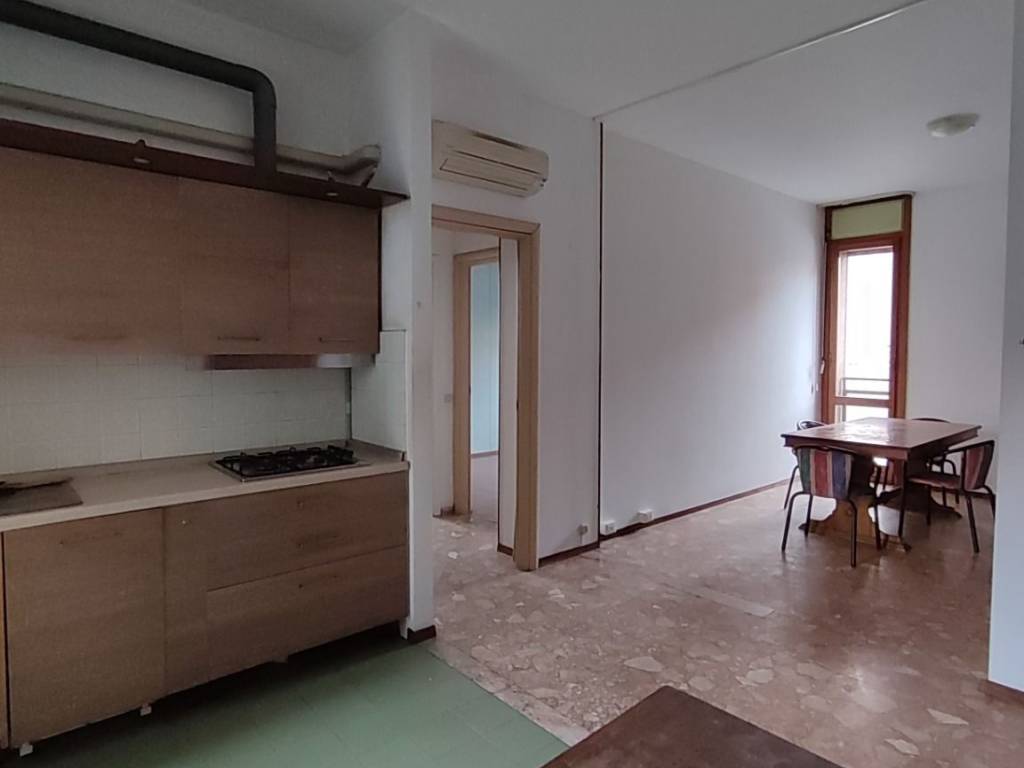 Appartamento a Novara in Largo Cesare Balbo - Foto 2