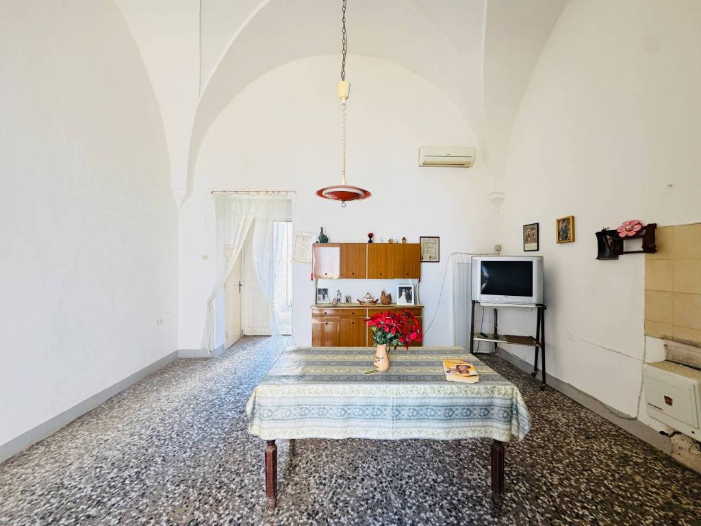 Casa indipendente a Presicce-acquarica in Via della Repubblica, 57 - Foto 2