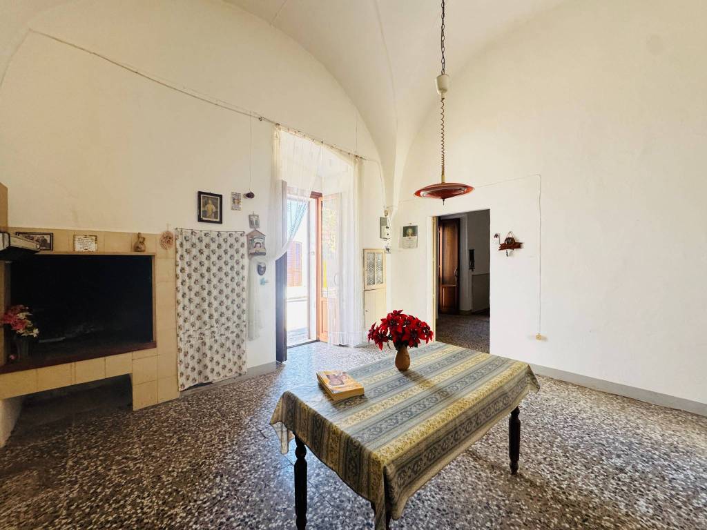 Casa indipendente a Presicce-acquarica in Via della Repubblica, 57 - Foto 3