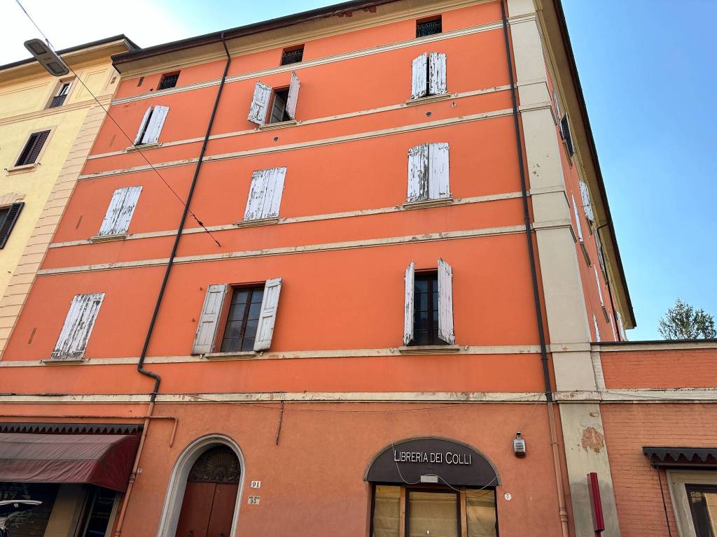 Appartamento a Bologna in Via Castiglione, 91 - Foto 2