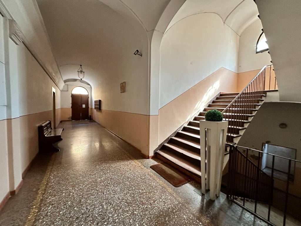Appartamento a Bologna in Via Castiglione, 91 - Foto 4