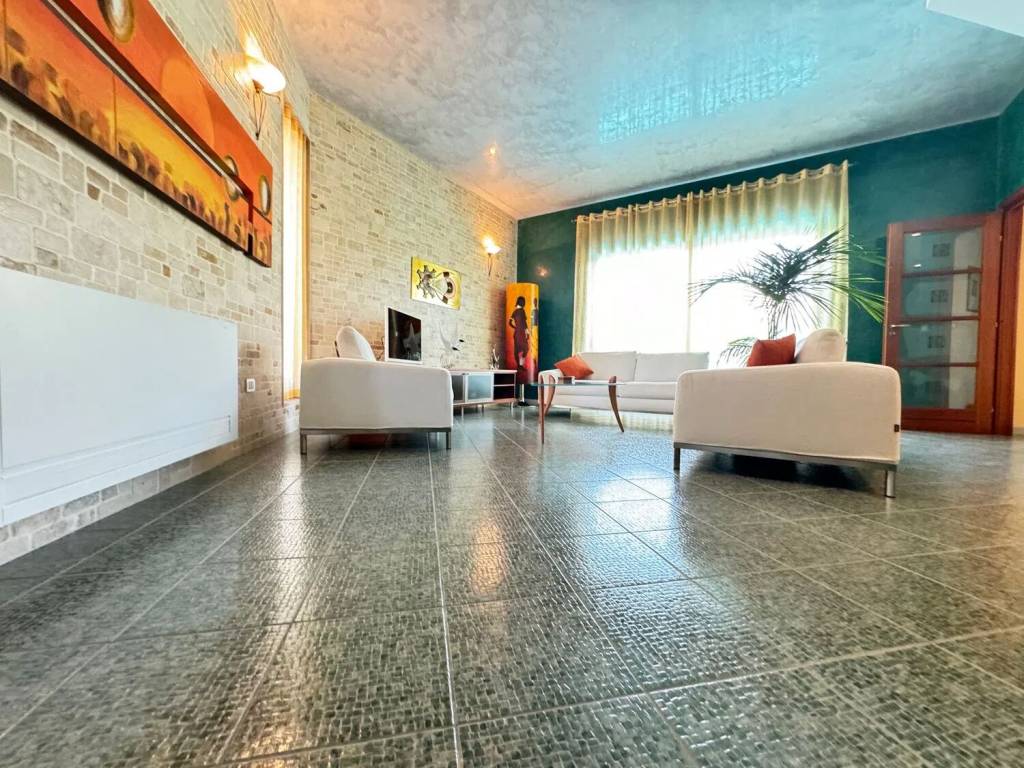 Villa a Avola in Chiusa di Carlo - Foto 5