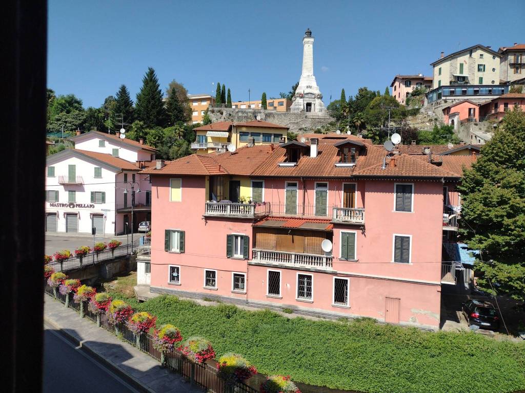 Appartamento a Besozzo in Via Luigi Roncari, 12 - Foto 3