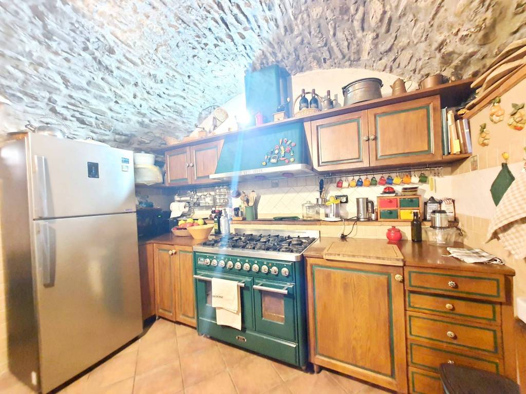 Casa indipendente a Luni in Via Serravalle - Foto 3