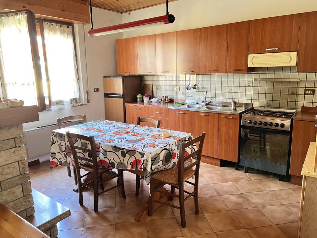 Appartamento a Trecastelli - Foto 2