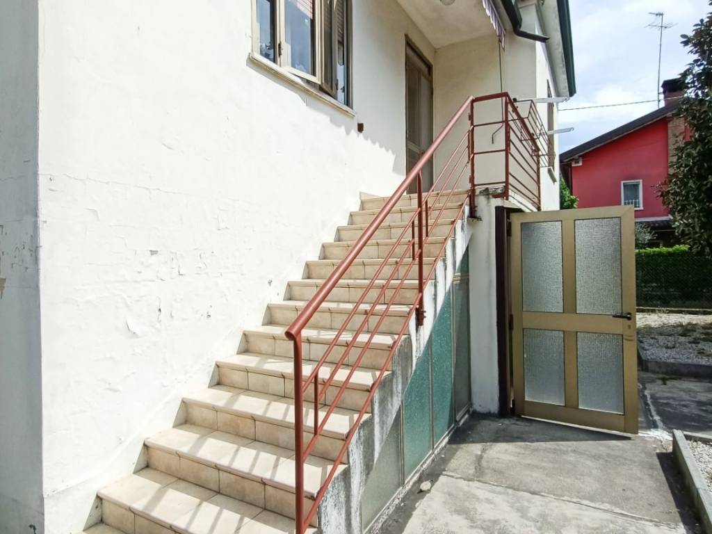 Villa a Adria in Via Nicola Badaloni, 5 - Foto 3