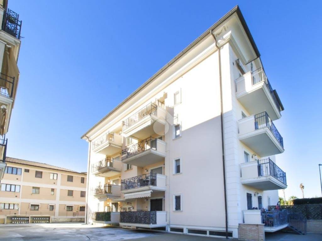 Appartamento a Tortoreto in Via Torricelli, 3 - Foto 2