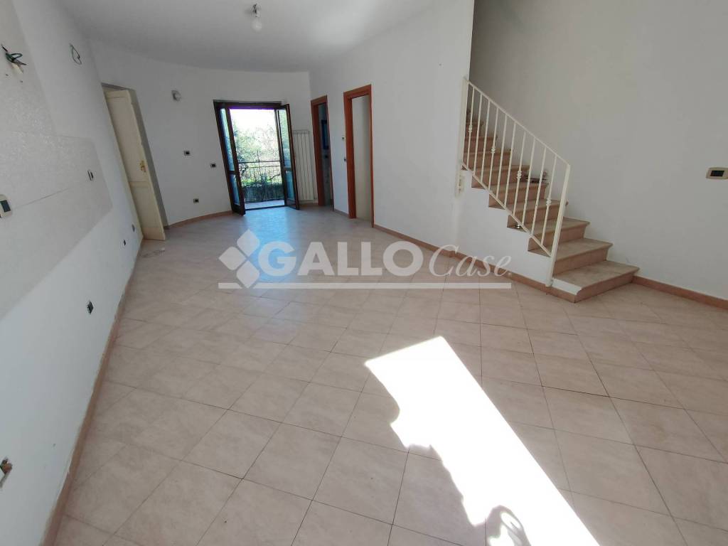 Villa a Mendicino in Via Michele Pane - Foto 4