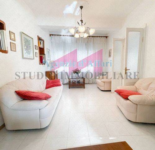 Villa a Castelmassa in Piazza Della Liberta 110 - Foto 2