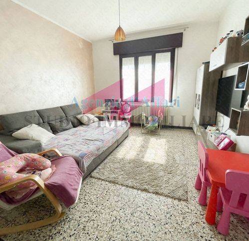 Villa a Castelmassa in Via Provasi 14 - Foto 4