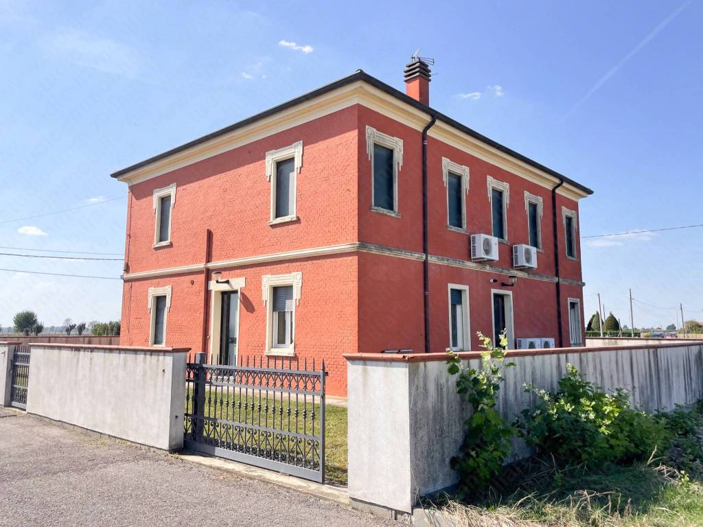 Villa a Ceneselli in Via Enrico Fermi 568 - Foto 4