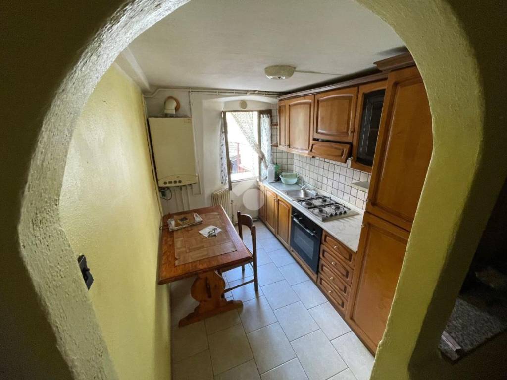 Appartamento a Aosta in Via Croix de Ville, 79 - Foto 4