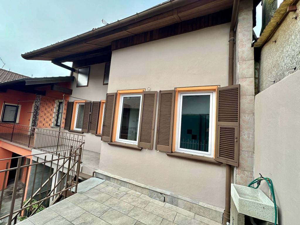 Appartamento a Borgo ticino in Via Seppone - Foto 2