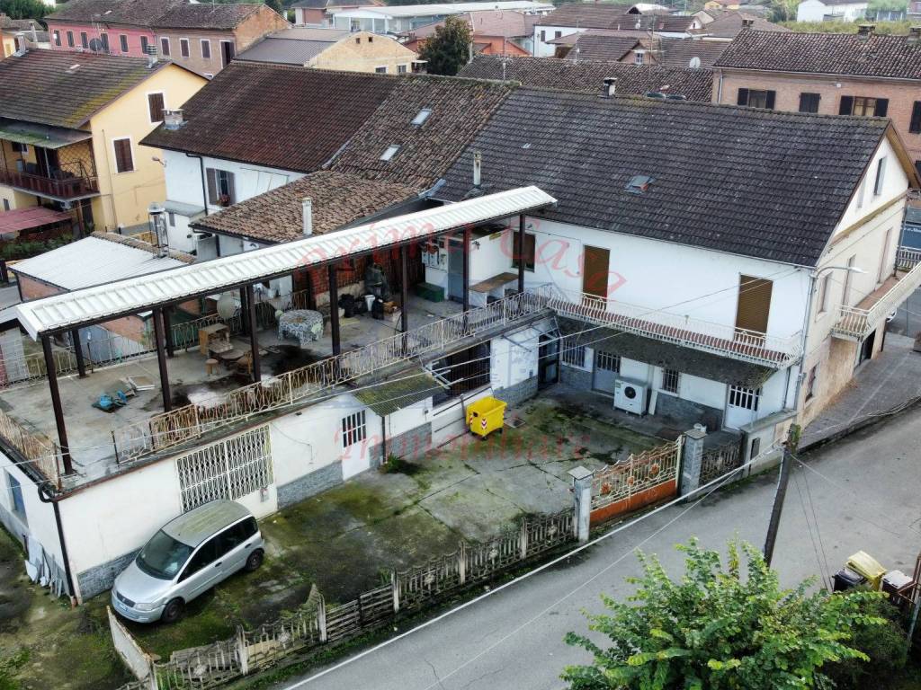 Rustico / casale a Costigliole d'asti in Via Giacomo Scotti, 50 - Foto 2