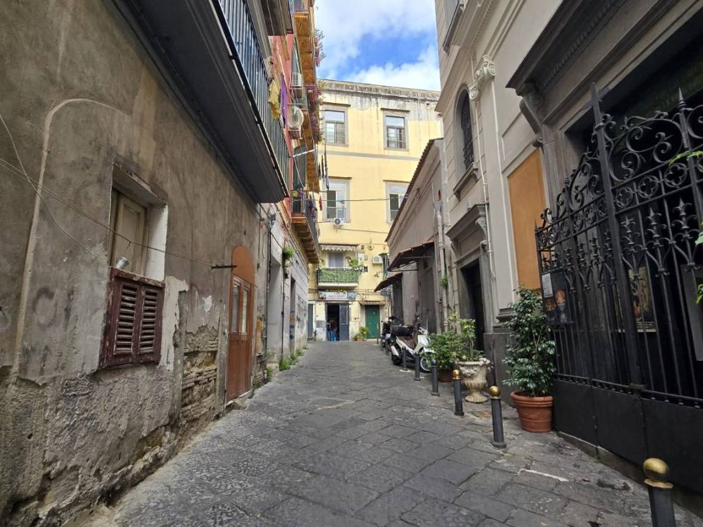 Appartamento a Napoli in Via Fratelli Magnoni - Foto 3