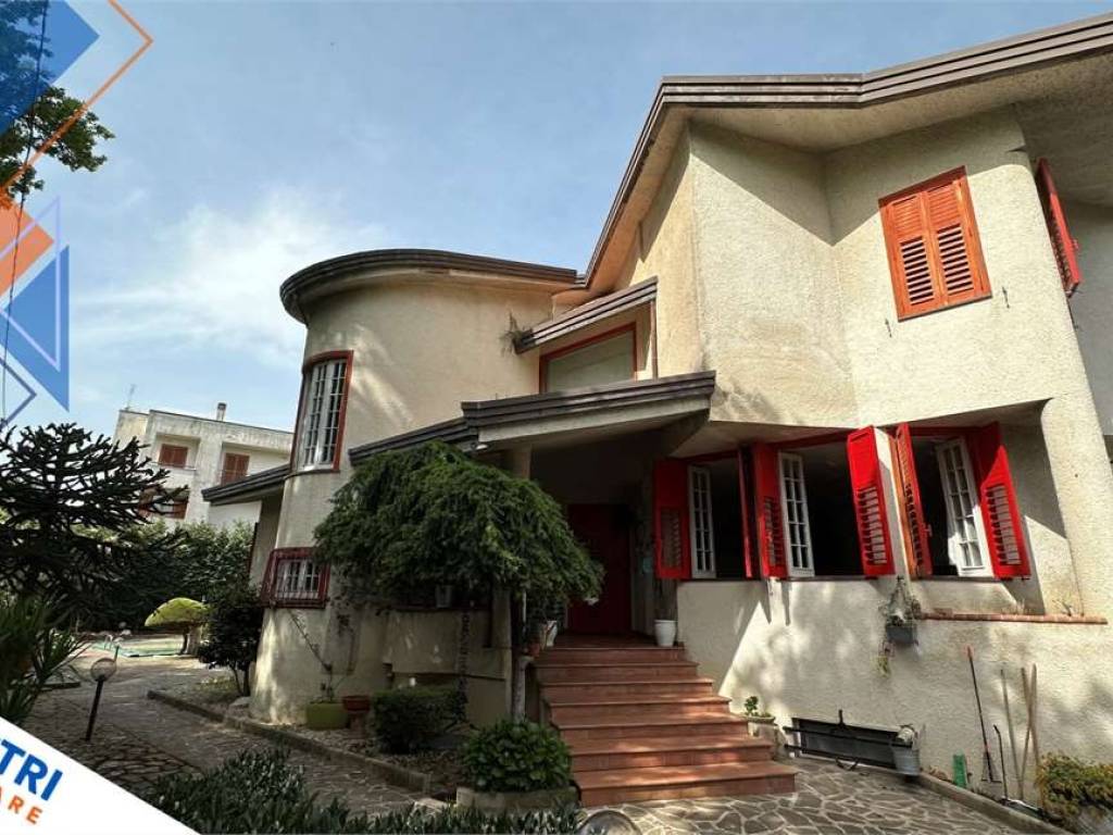 Villa a San nicola manfredi in Via Appia - Foto 2