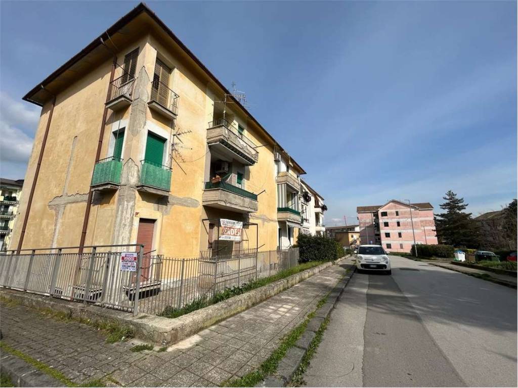 Appartamento a Benevento in Via Silvio Pellico - Foto 2