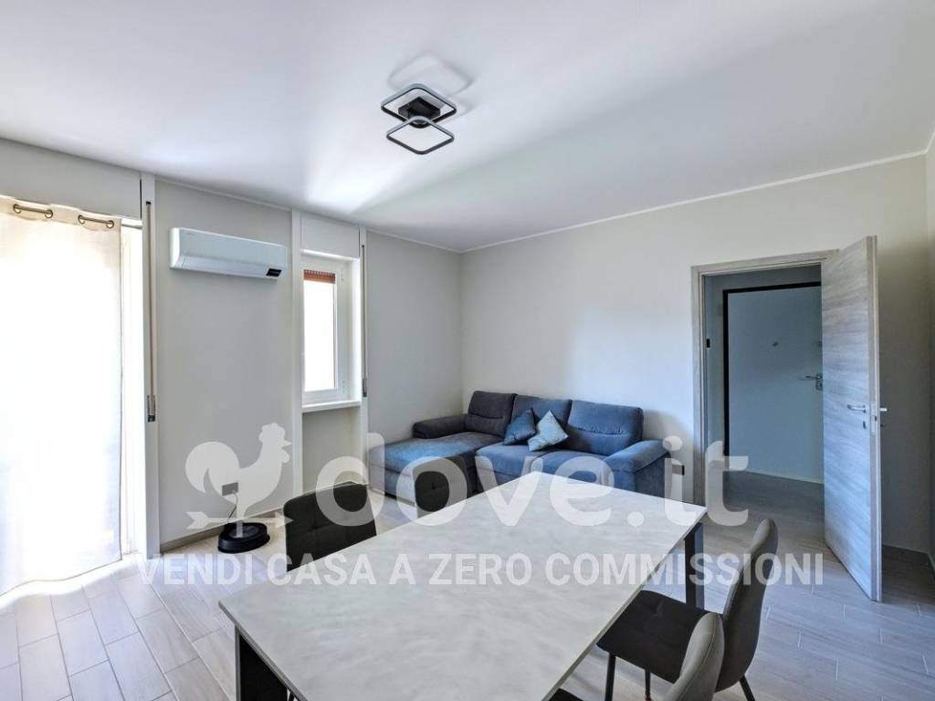 Appartamento a Luino in Via del Salice, 5 - Foto 4