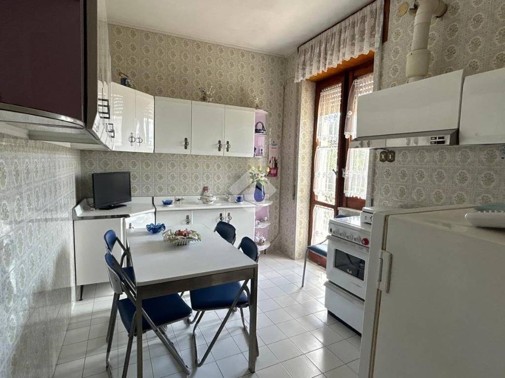 Palazzo / stabile a Napoli in Via Viscardi, 45 - Foto 3