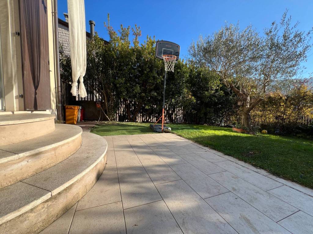 Villa a Grezzana in Via Cesare Betteloni, 63 - Foto 5