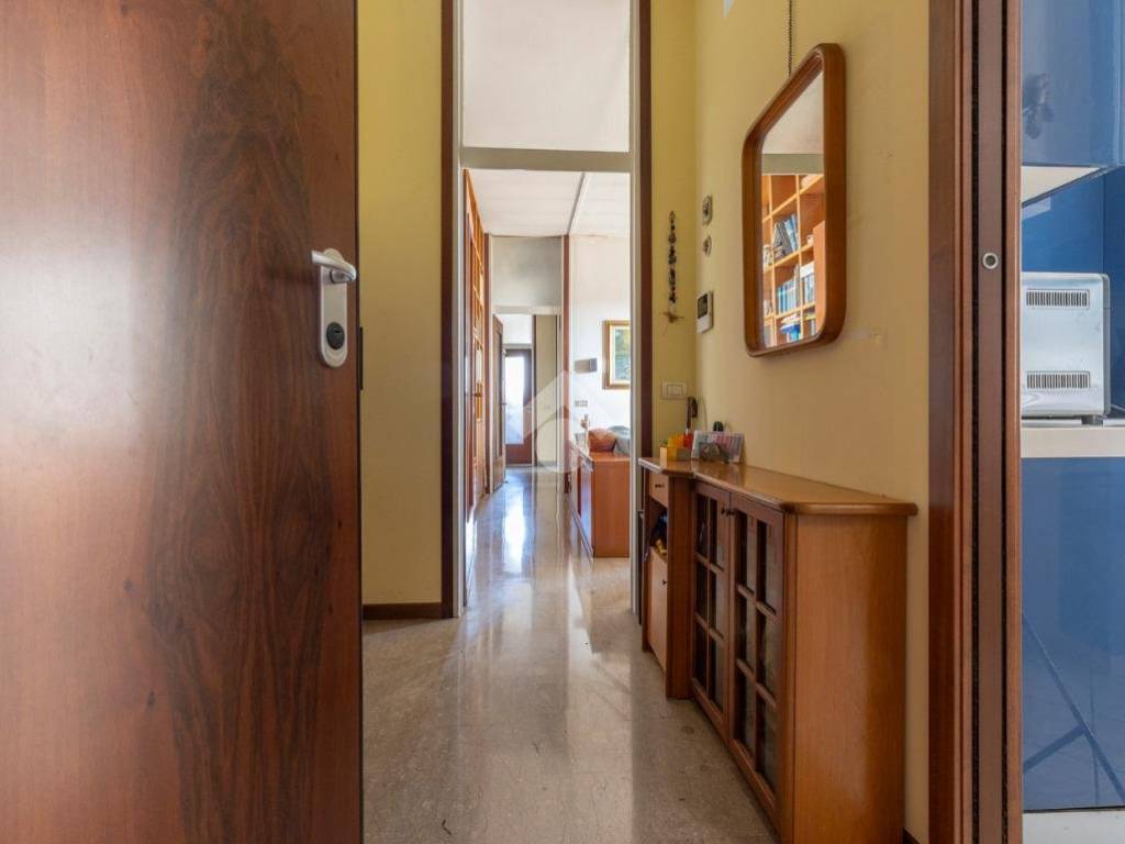 Appartamento a Marnate in Via giardini, 136 - Foto 2