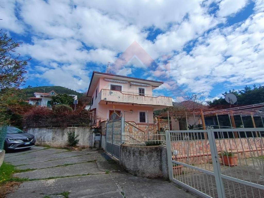 Appartamento a Praia a mare in Via degli Agricoltori - Foto 2