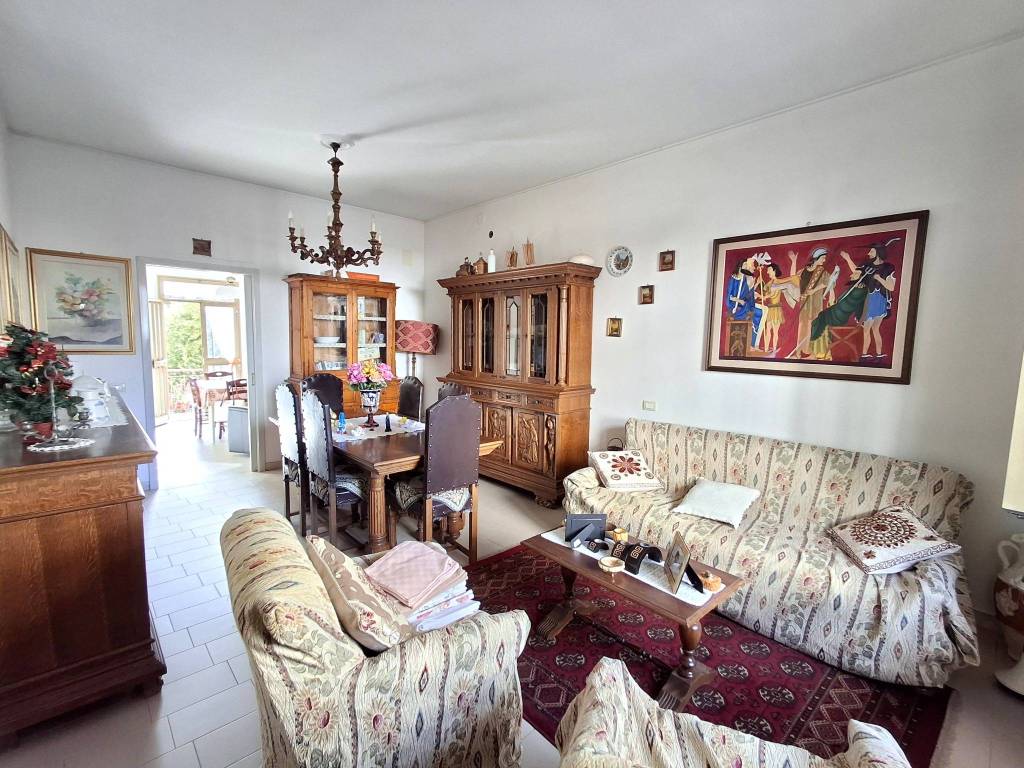 Appartamento a Arezzo in Via Romana - Foto 3