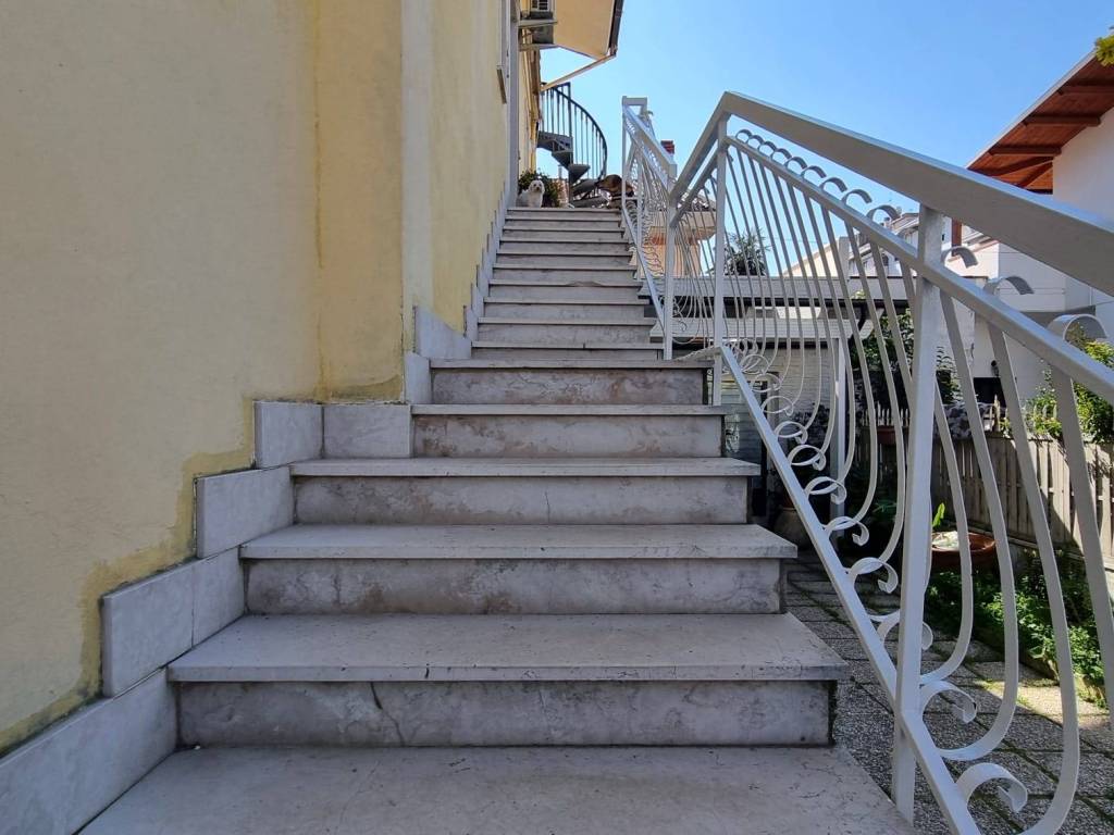 Appartamento a Pescara in Via Sella di Corno, 43 - Foto 5