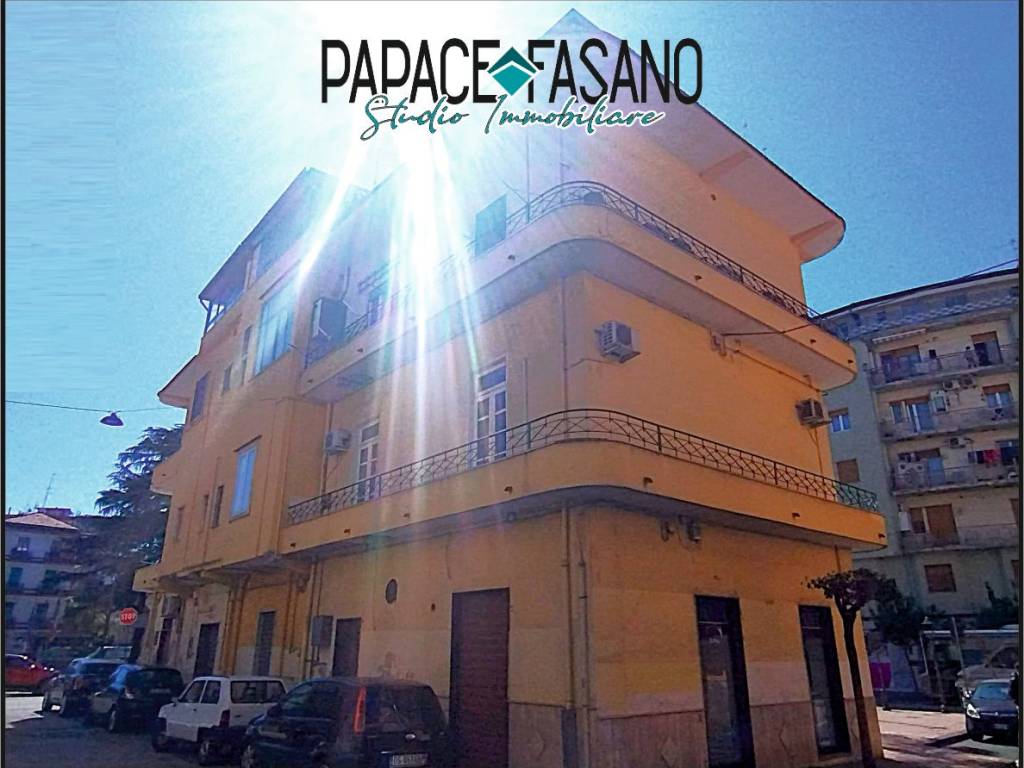Appartamento a Battipaglia in Piazza della Repubblica, 7 - Foto 4