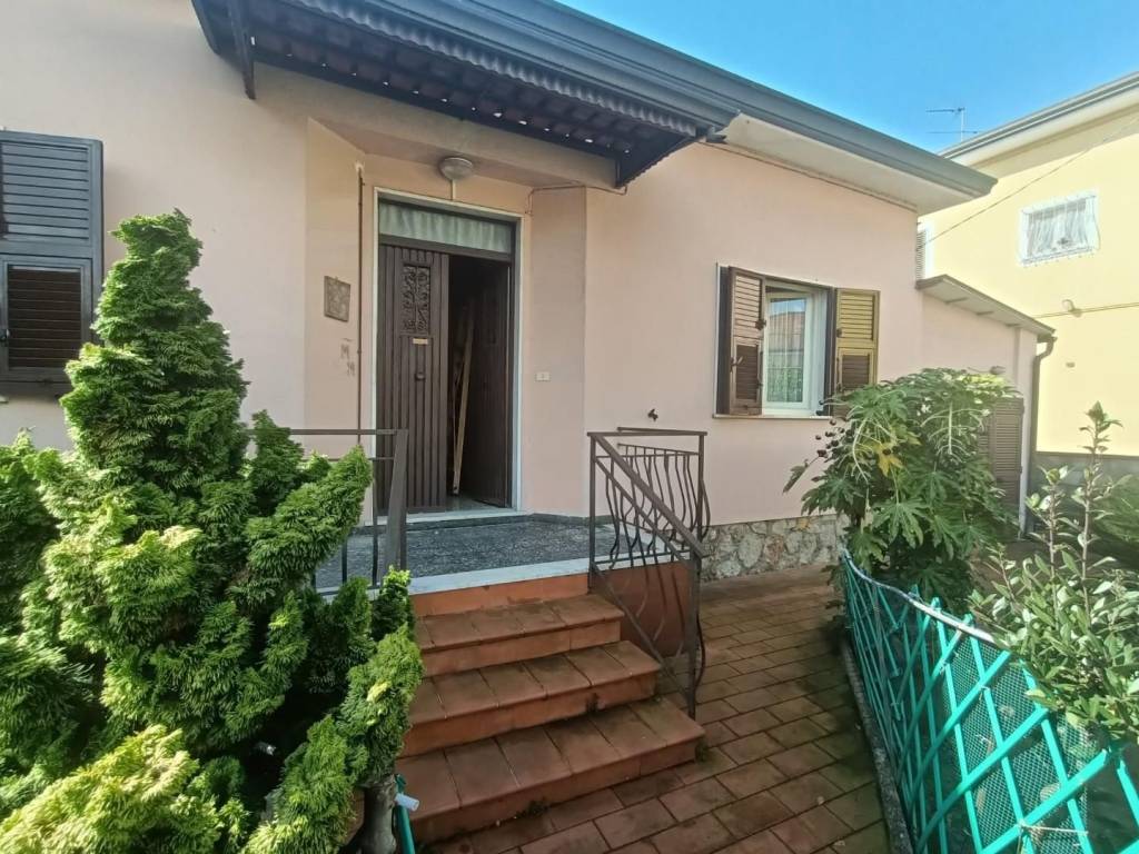 Casa indipendente a Castelnuovo magra in Via XXV Aprile, , 19033 - Foto 3