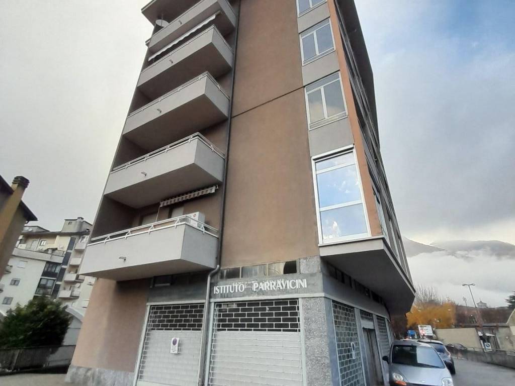 Immobile a Sondrio in Via Ezio Parolo, 40 - Foto 3