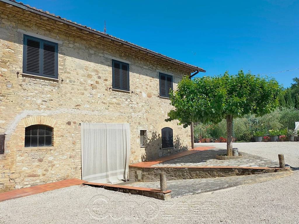 Casa indipendente a Umbertide in Strada Statale Tiberina - Foto 2