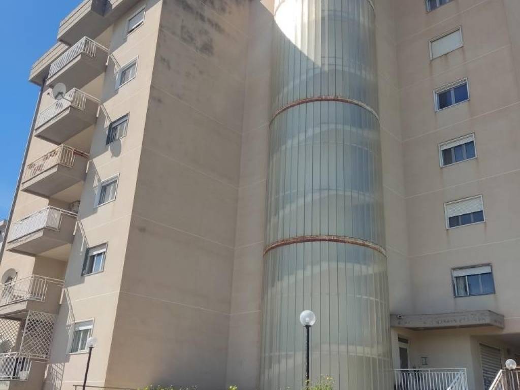 Appartamento a Caltanissetta in Via Luigi Bruno, 6 - Foto 3
