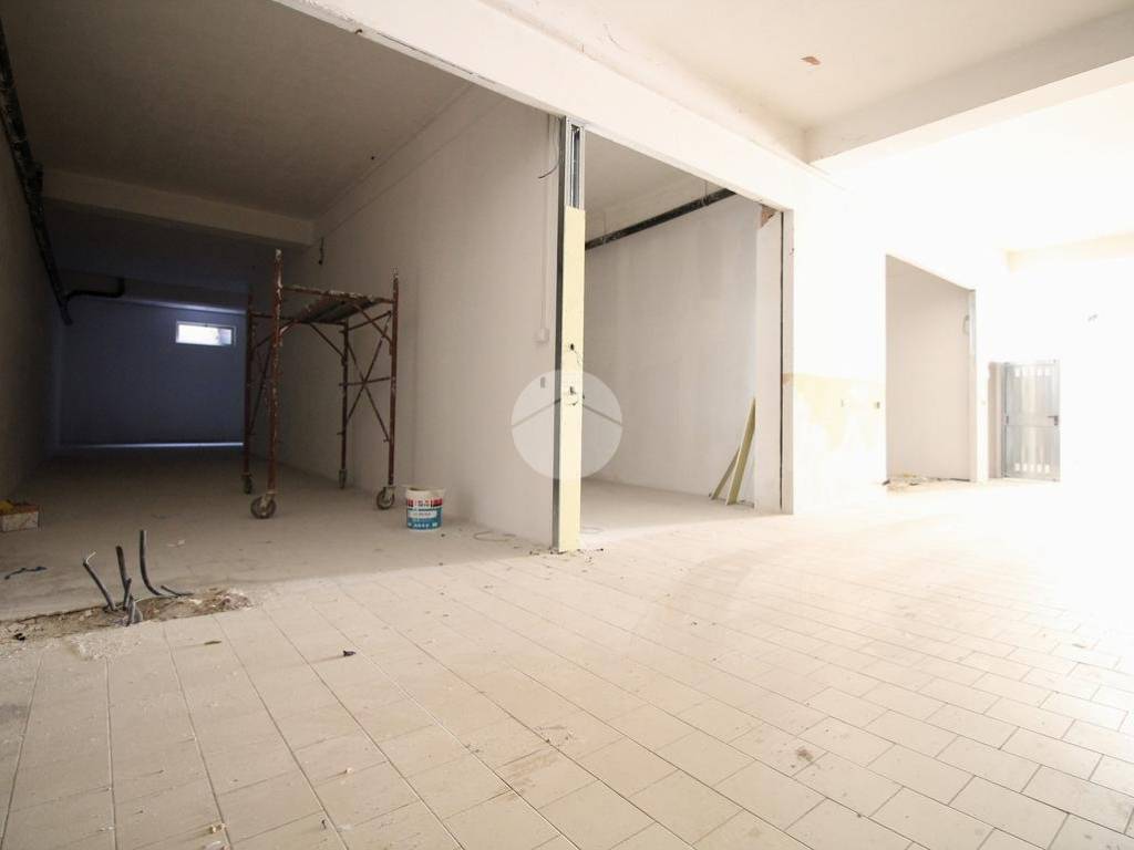 Box / garage a Montepaone in Via Nazionale, 91 - Foto 4