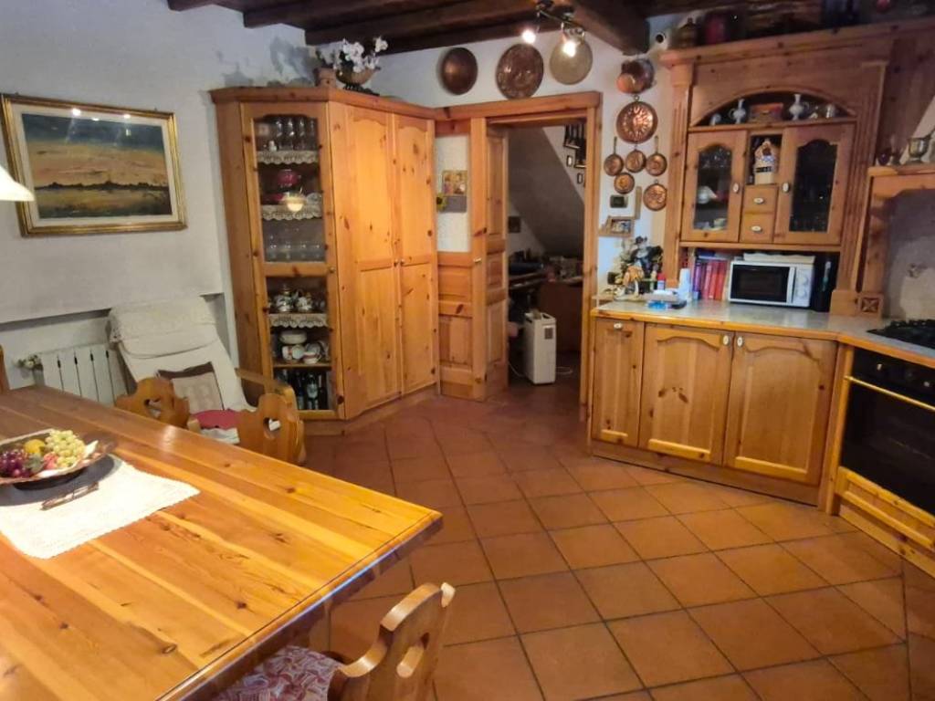 Casa indipendente a Viggiù in Via delle Torbiere, 18 - Foto 5