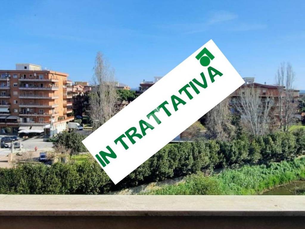 Appartamento a Ladispoli in Via Palo Laziale, 9 - Foto 1