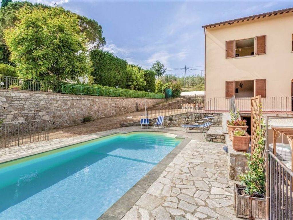 Villa a Castiglion fiorentino in piazza Risorgimento - Foto 4