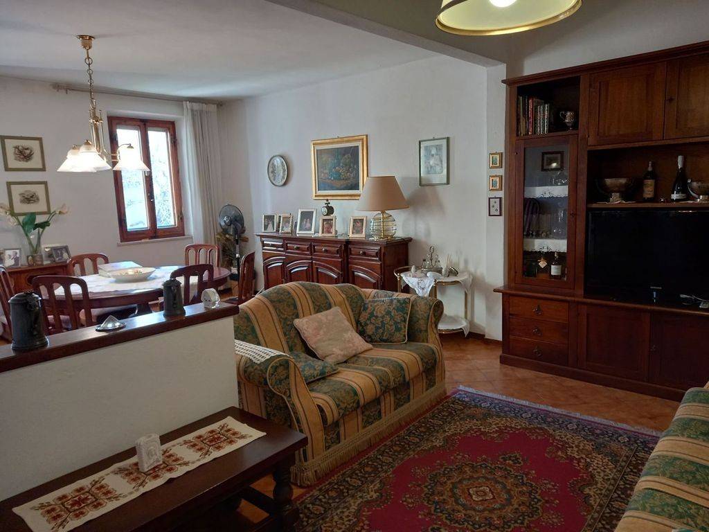 Appartamento a Sinalunga in Via Benedetto Croce - Foto 5