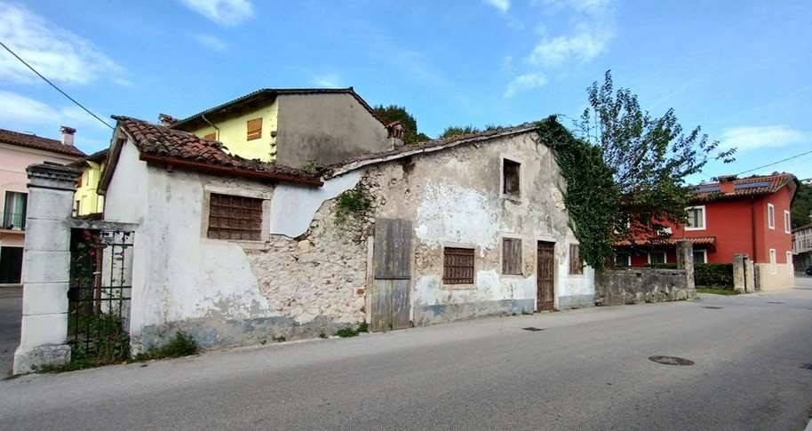 Palazzo / stabile a Castelgomberto in Via Villa , 25 - Foto 2