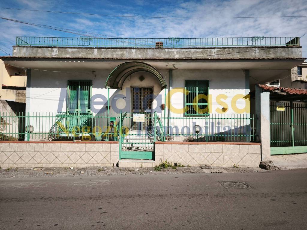 Villa a Casaluce in Via Circumvallazione, 122 - Foto 2