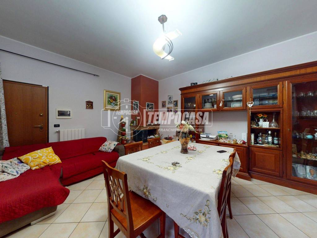 Appartamento a Lizzanello in Via Ofanto 30/Scala b - Foto 4