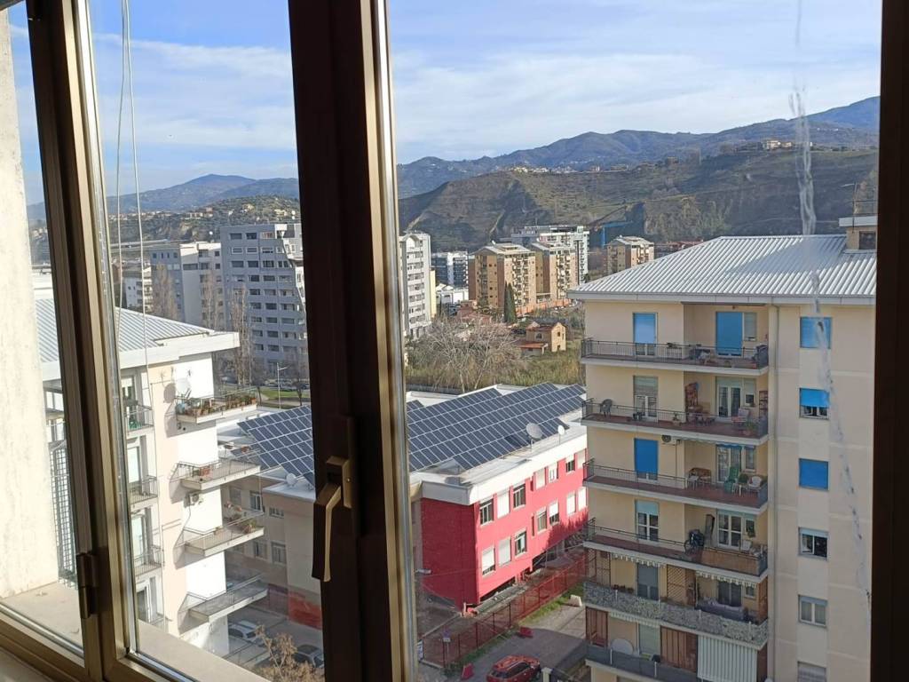 Appartamento a Cosenza in Via delle Medaglie d'Oro - Foto 2