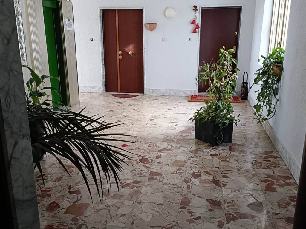 Appartamento a Cosenza in Via delle Medaglie d'Oro - Foto 5