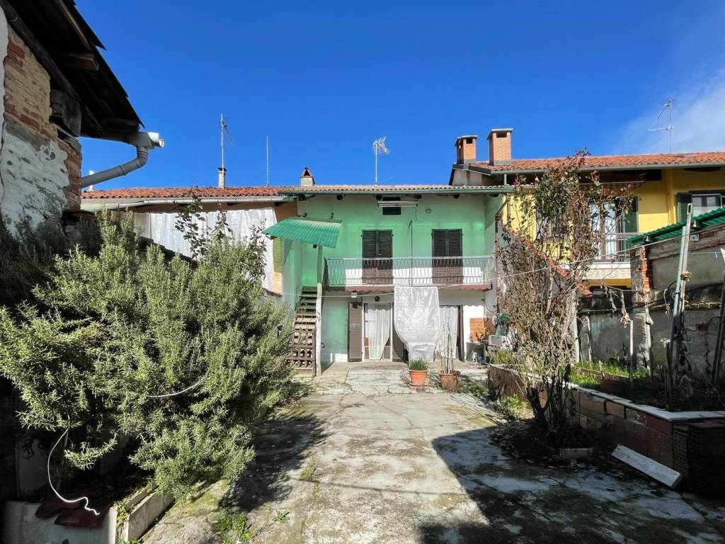Casa indipendente a Caramagna piemonte in Via Cesare Battisti - Foto 2
