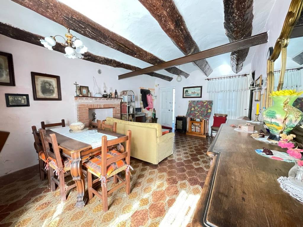 Casa indipendente a Caramagna piemonte in Via Cesare Battisti - Foto 4