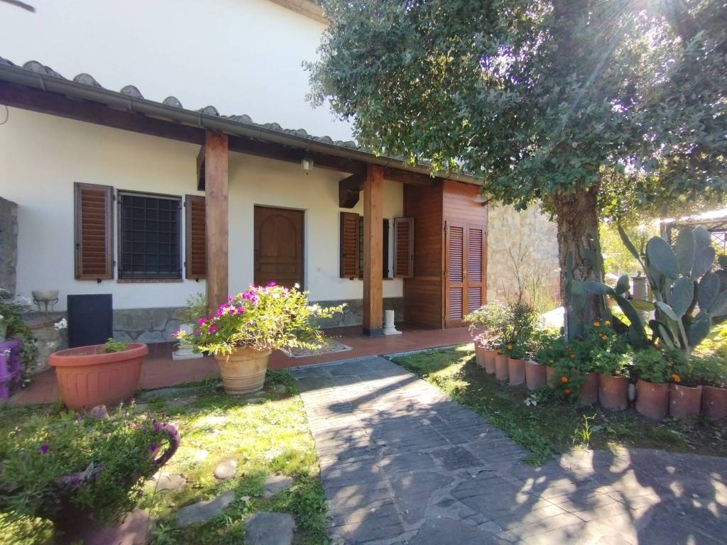 Rustico / casale a Quarrata in Via delle Scalette - Foto 3